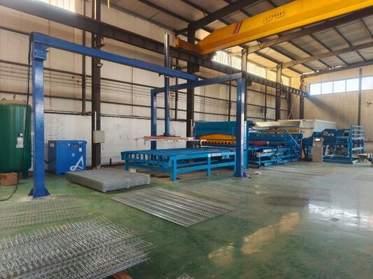Fence Height 1530mm Mesh Size 50x200mm Fence Mesh Welding Production Line