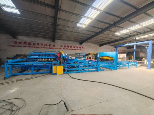 Wire Mesh Welding Machine / welded fence Mesh Welding Machine